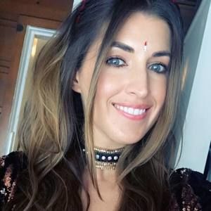 Meet your Posher, Deborah